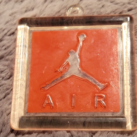 Jordan shoe chain - Picture 1 of 1